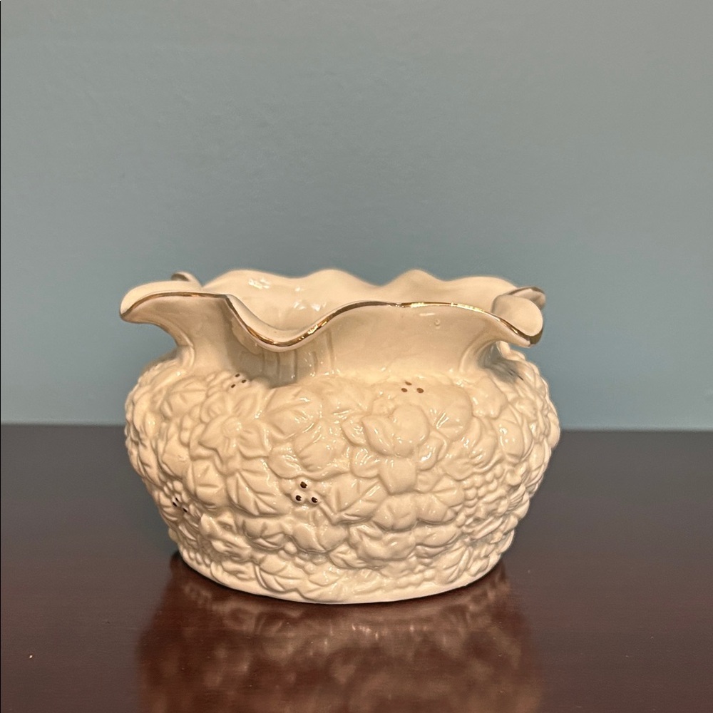 Elegant White Floral Ceramic Bowl